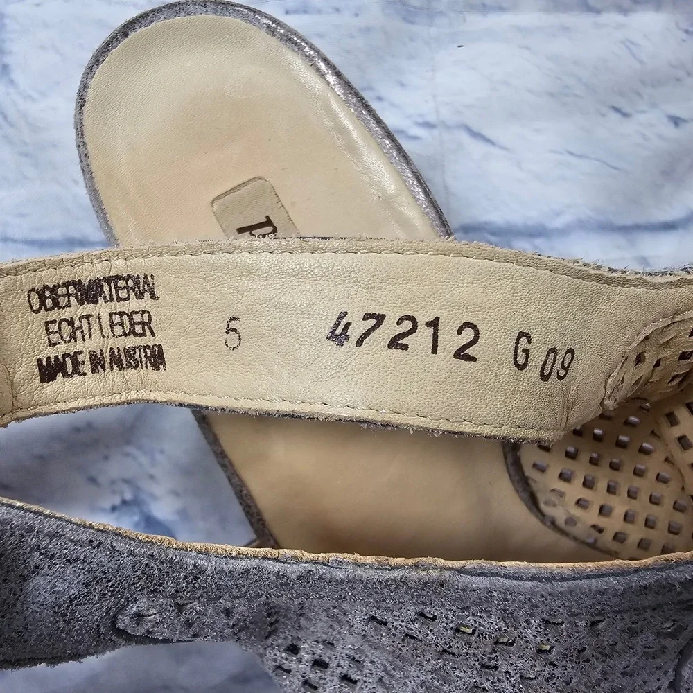 Paul Green Lois Slingback Sandals Size 7.5 Silver Metallic Laser Cut Block Heel